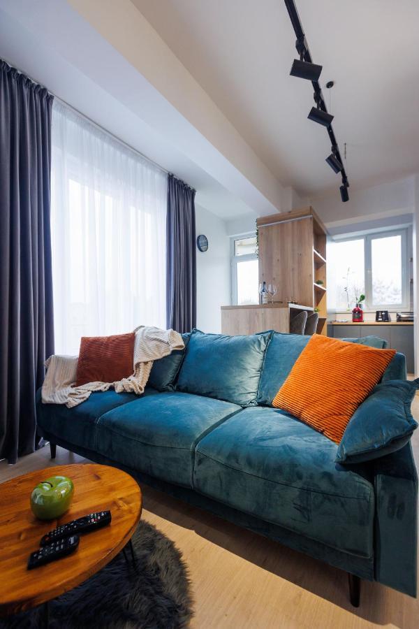 Touchdown Apartment Near Bucharest Airport Otopeni Kültér fotó